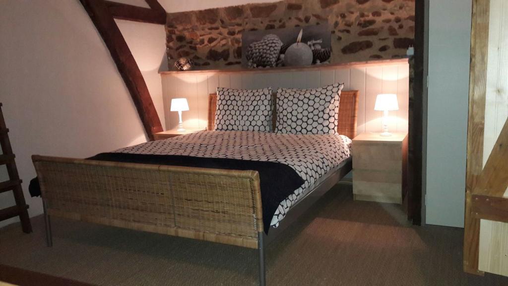 Le Bon Coeur Bed and Breakfast Ygrande Eksteriør billede