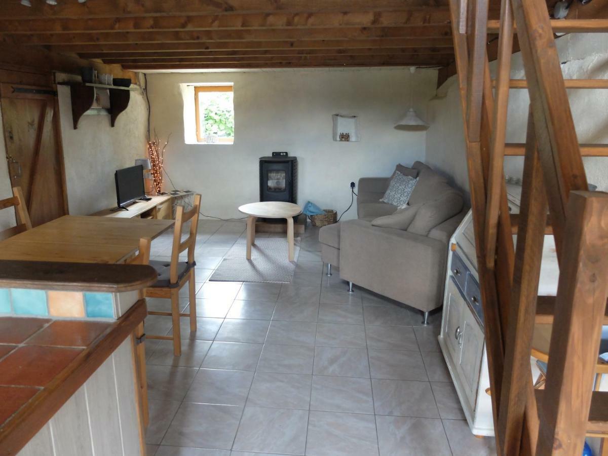 Le Bon Coeur Bed and Breakfast Ygrande Eksteriør billede